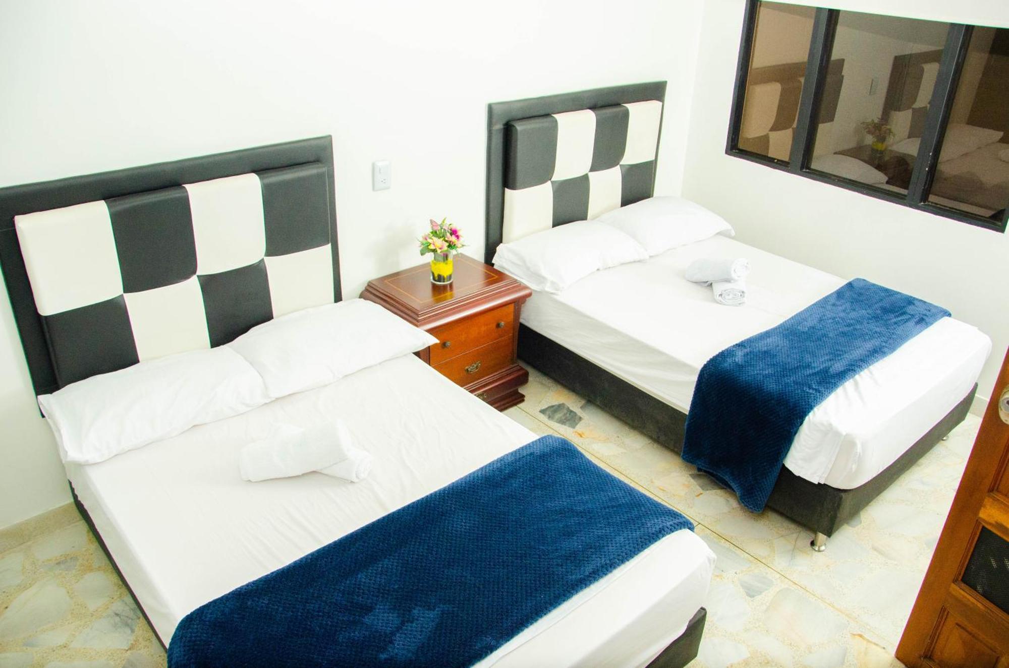 Casa Hotel Los Arboles Bello Exterior photo